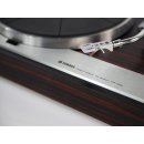 Original Yamaha YP-D51 manueller Direct Drive Plattenspieler Nussbaum Optik