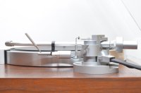 Restaurierter Plattenspieler Yamaha GT-2000L / Gehäuse mit individueller Farblackierung